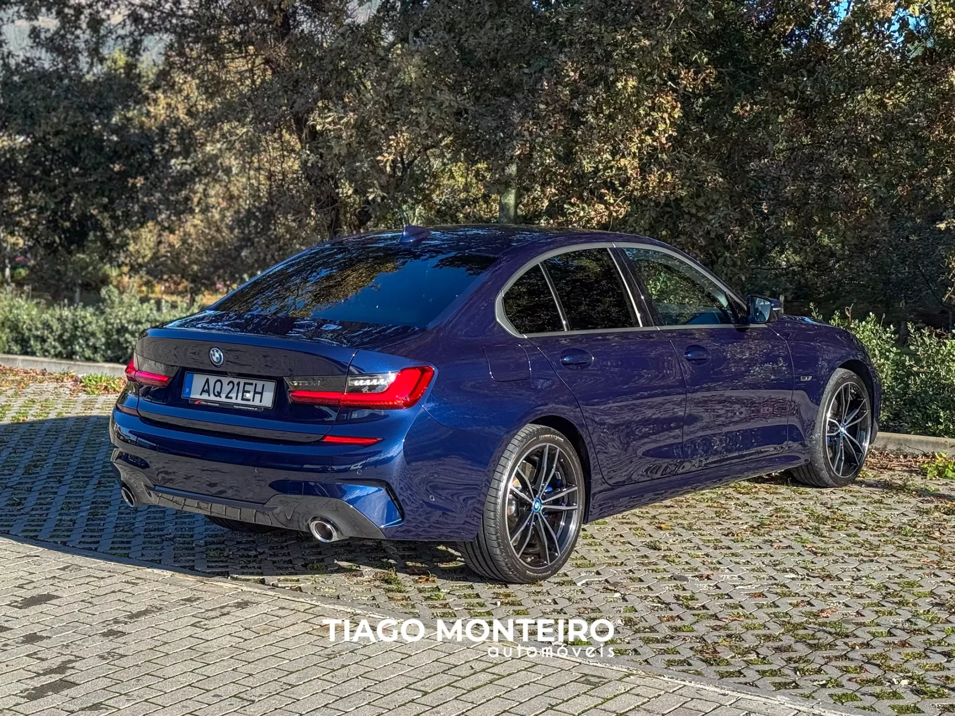 BMW 320 e Pack M Auto (2021-2022) 44