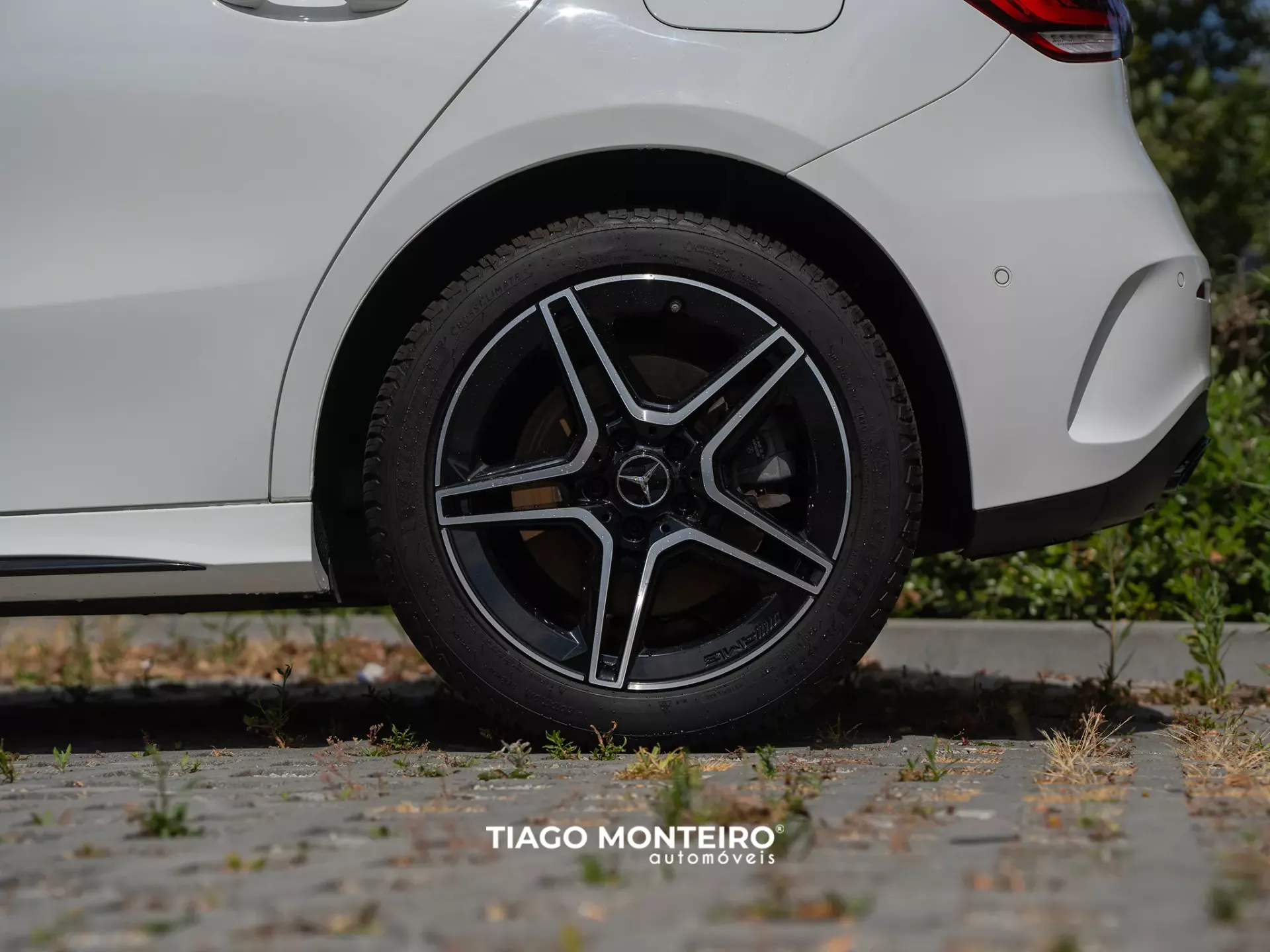 Mercedes-Benz CLA 250 Não encontro a versão 8