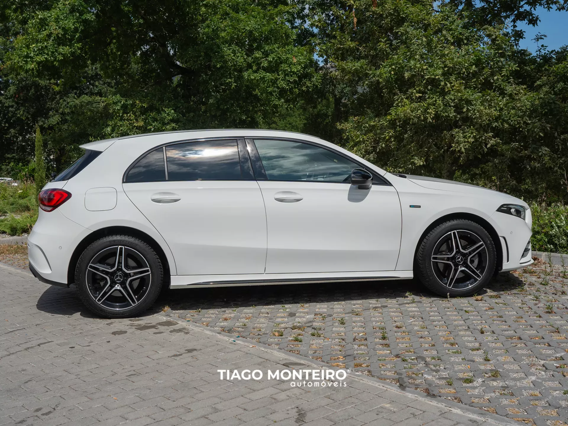Mercedes-Benz CLA 250 Não encontro a versão 15