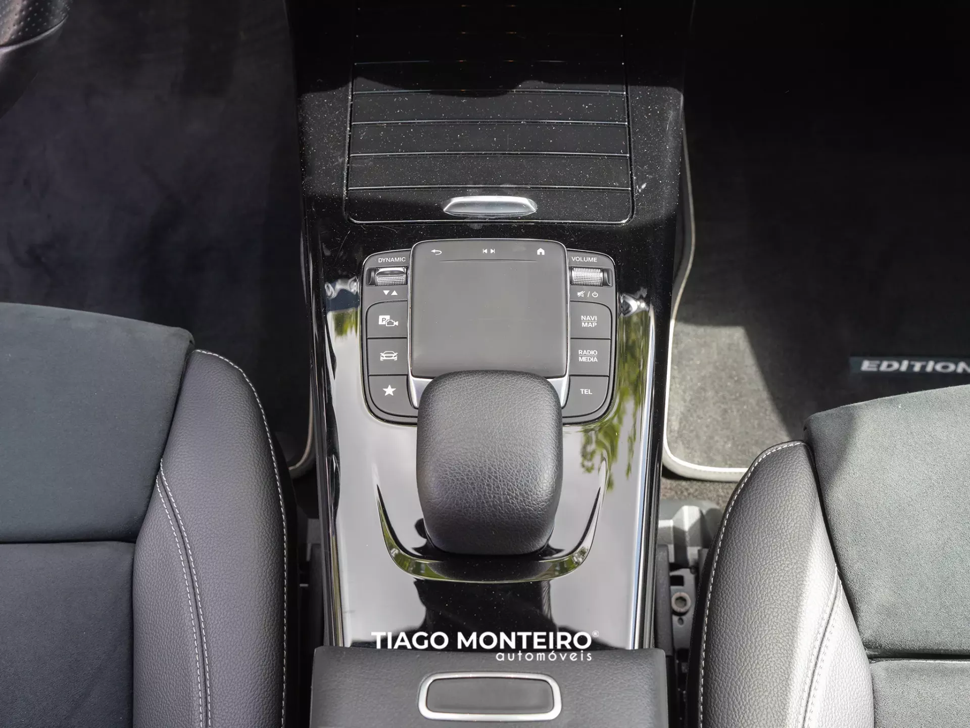 Mercedes-Benz CLA 250 Não encontro a versão 33