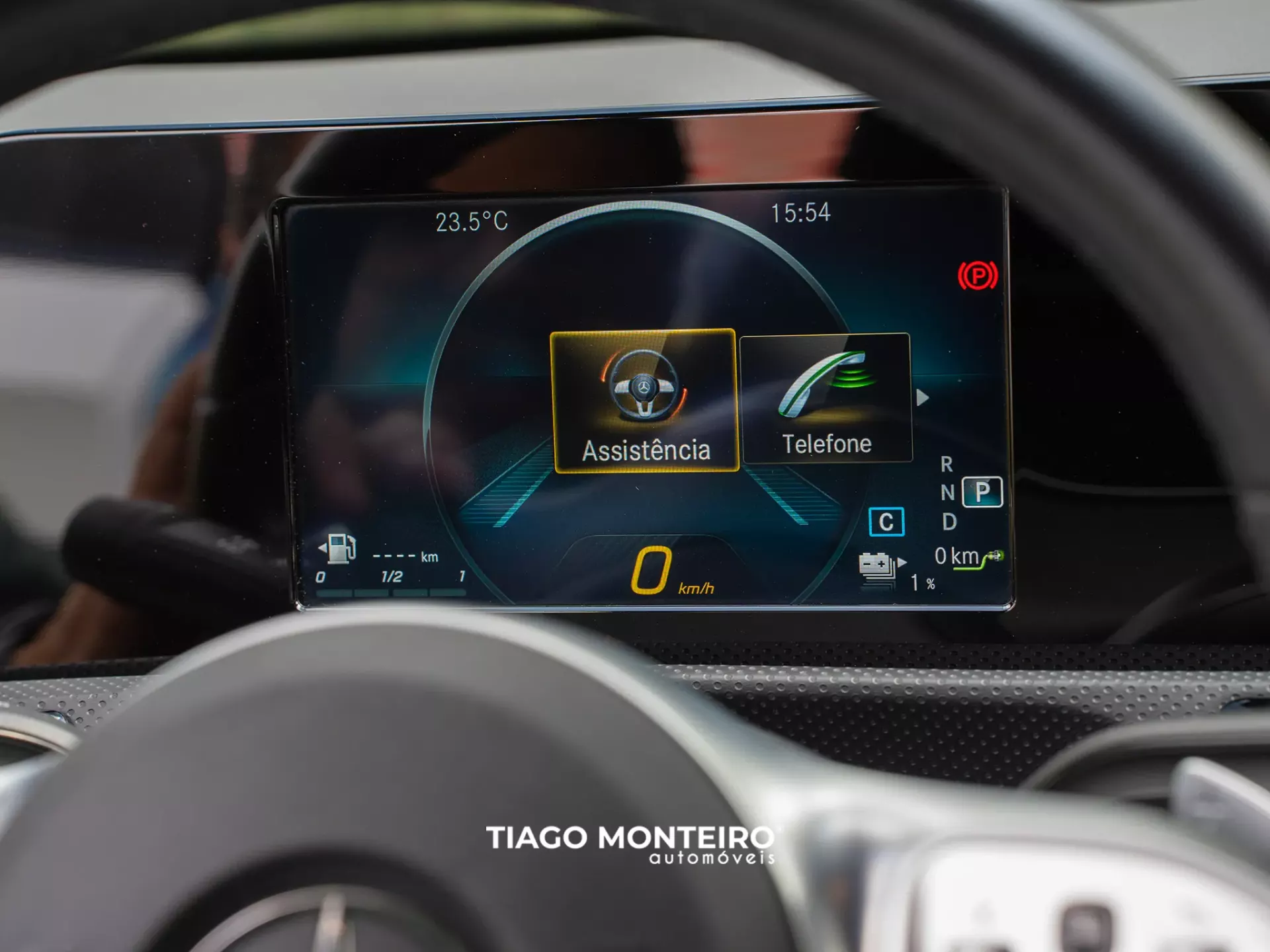 Mercedes-Benz CLA 250 Não encontro a versão 48