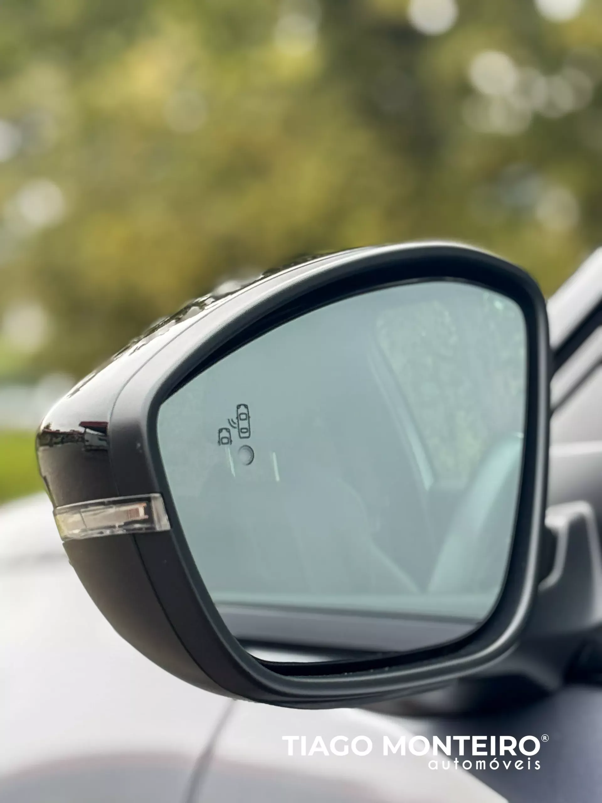 Peugeot 2008 1.2 PureTech GT EAT8 (2023-2024) 13