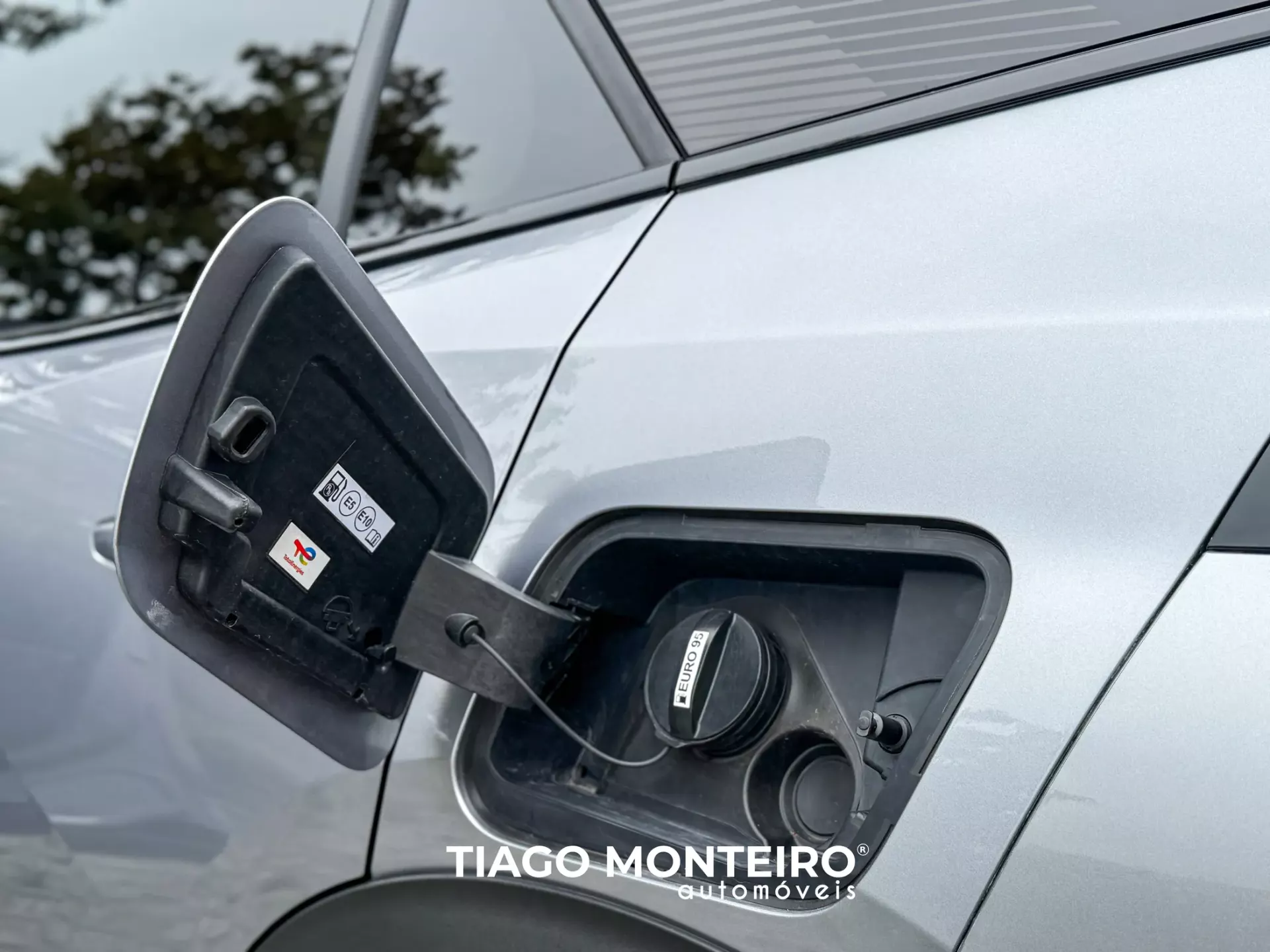 Peugeot 2008 1.2 PureTech GT EAT8 (2023-2024) 85