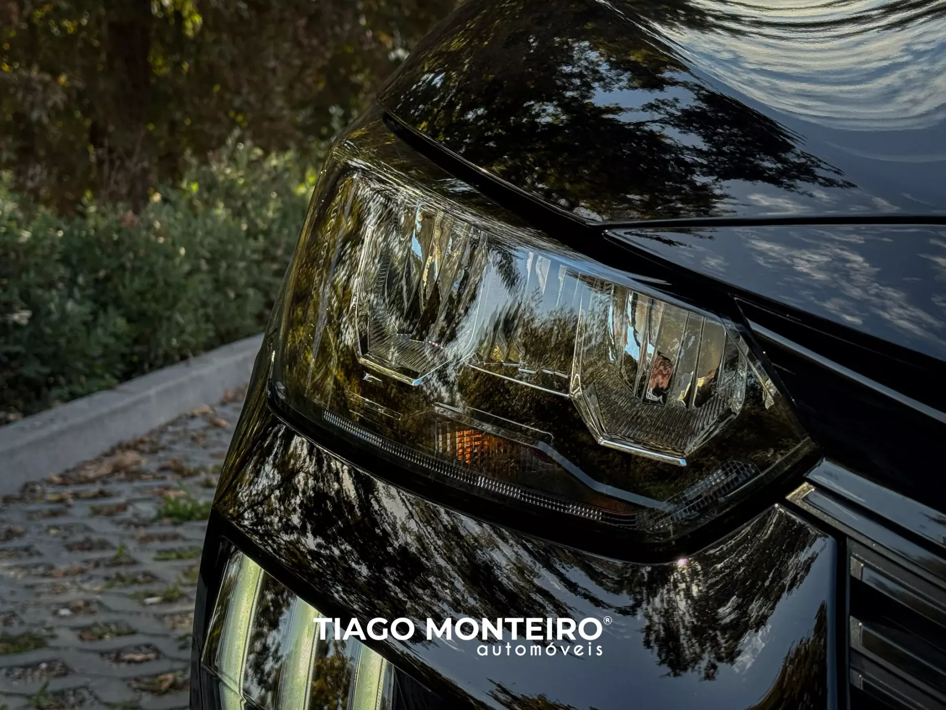 Peugeot 208 1.2 PureTech Allure (2023-2025) 6