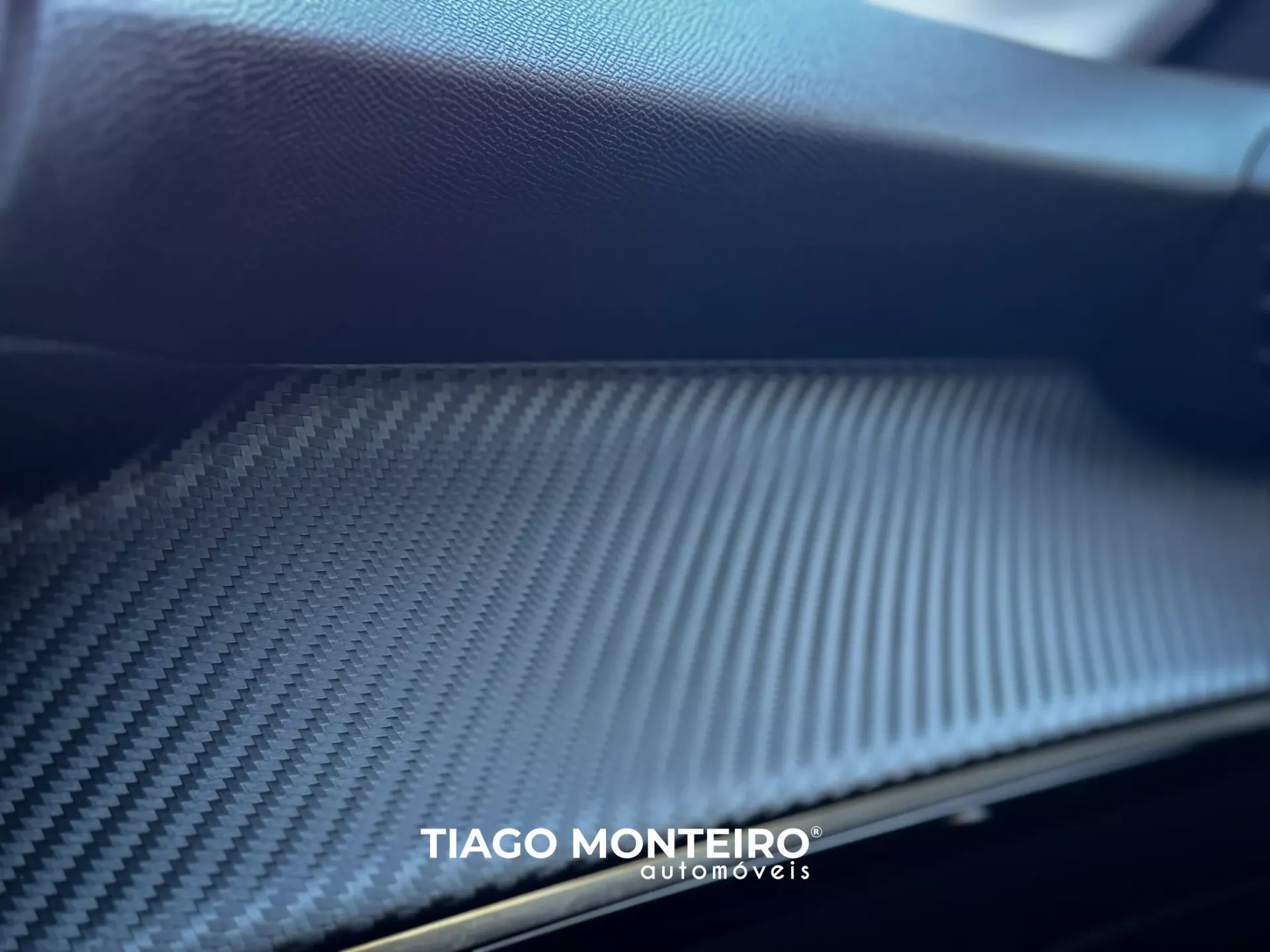 Peugeot 208 1.2 PureTech Allure (2023-2025) 60