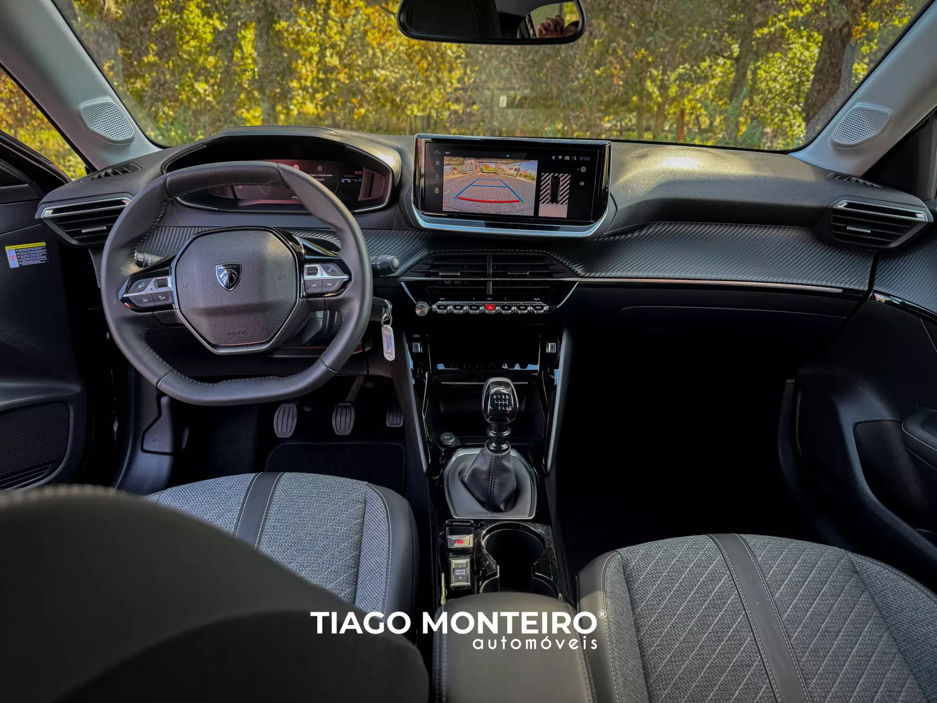 Peugeot 208 1.2 PureTech Allure (2023-2025) 68