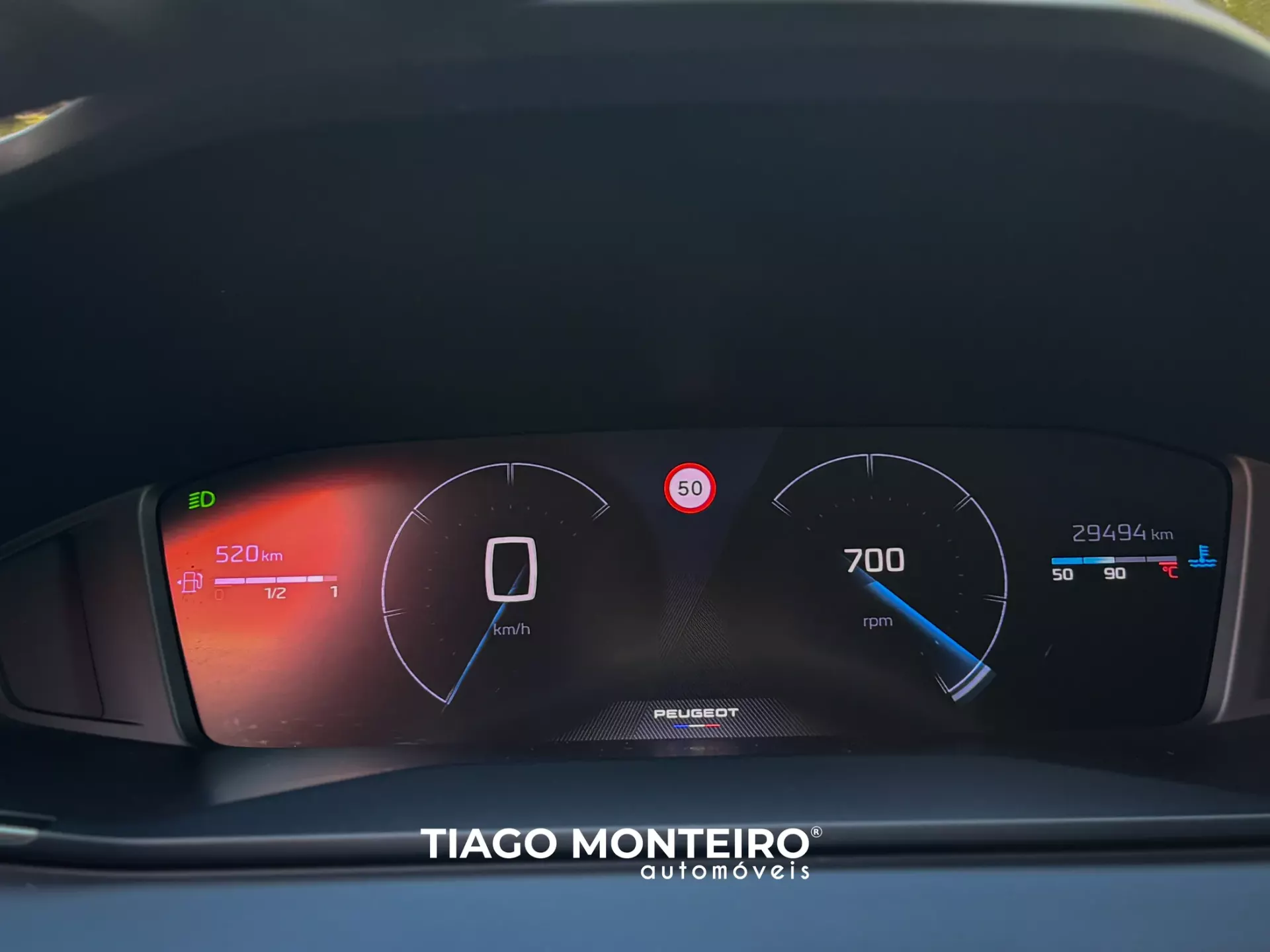 Peugeot 208 1.2 PureTech Allure (2023-2025) 82