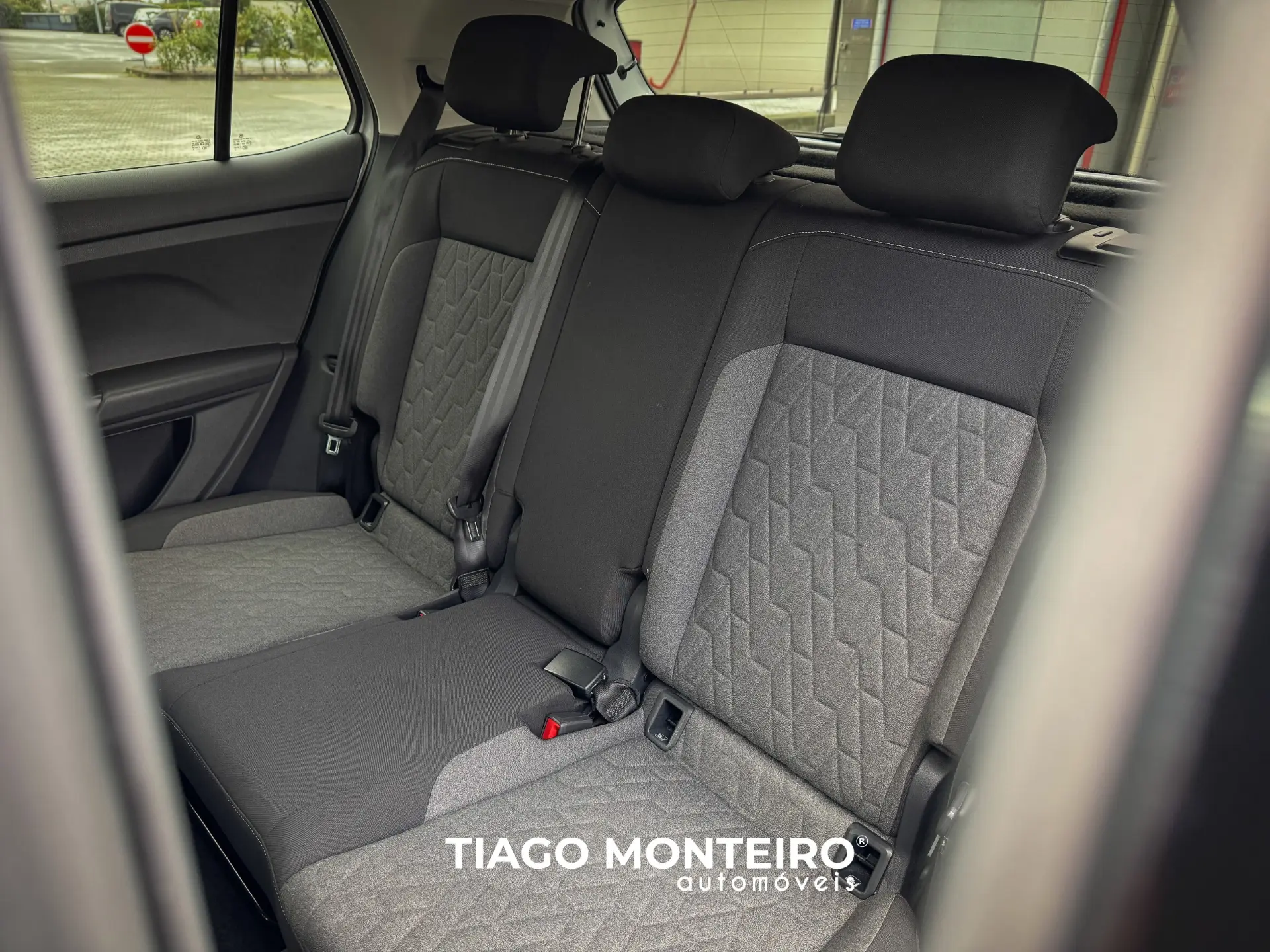 Volkswagen T-Cross 1.0 TSI Urban DSG Digital Cockpit Pro 41