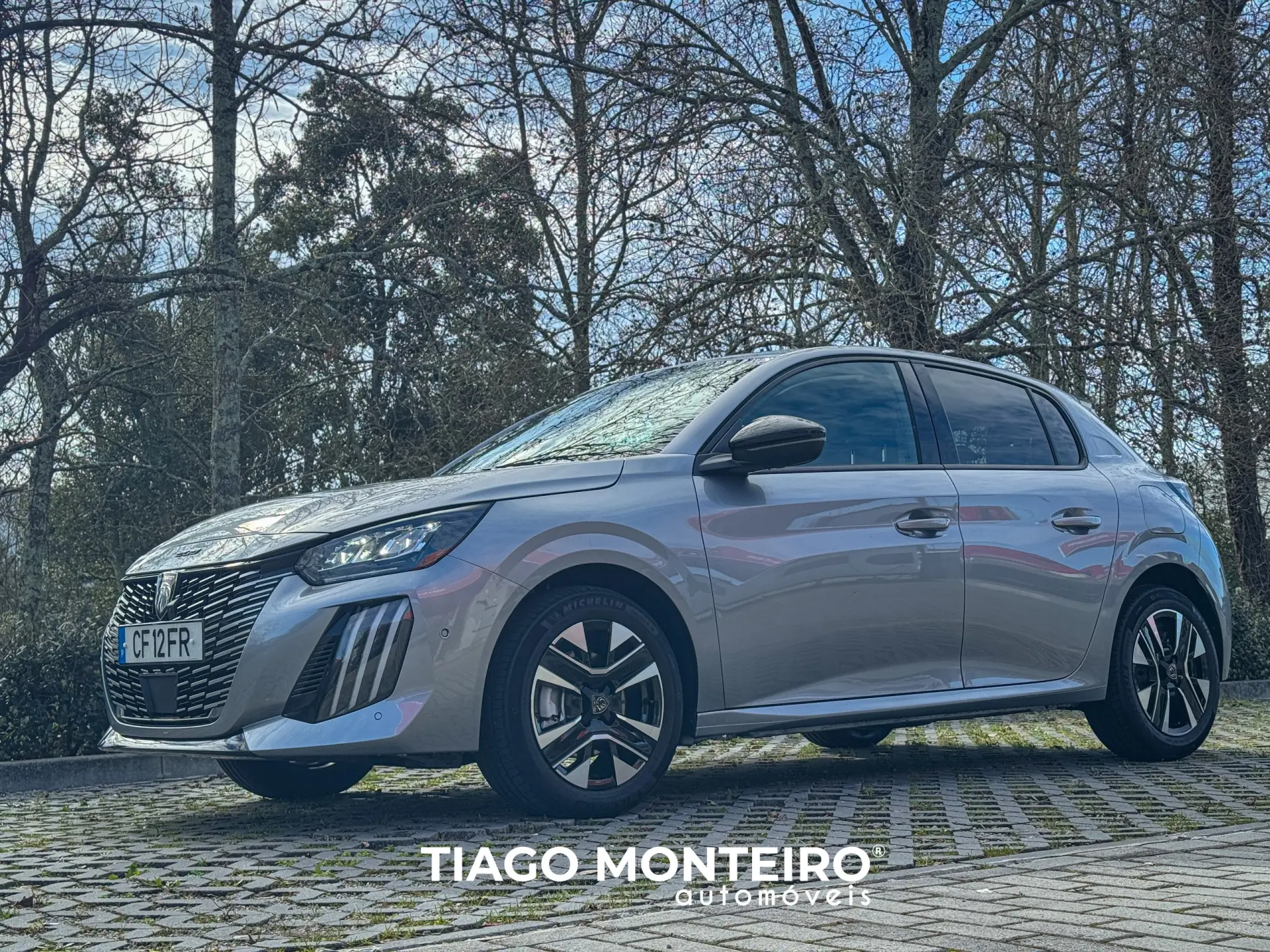 Peugeot 208 1.2 PureTech Allure 4