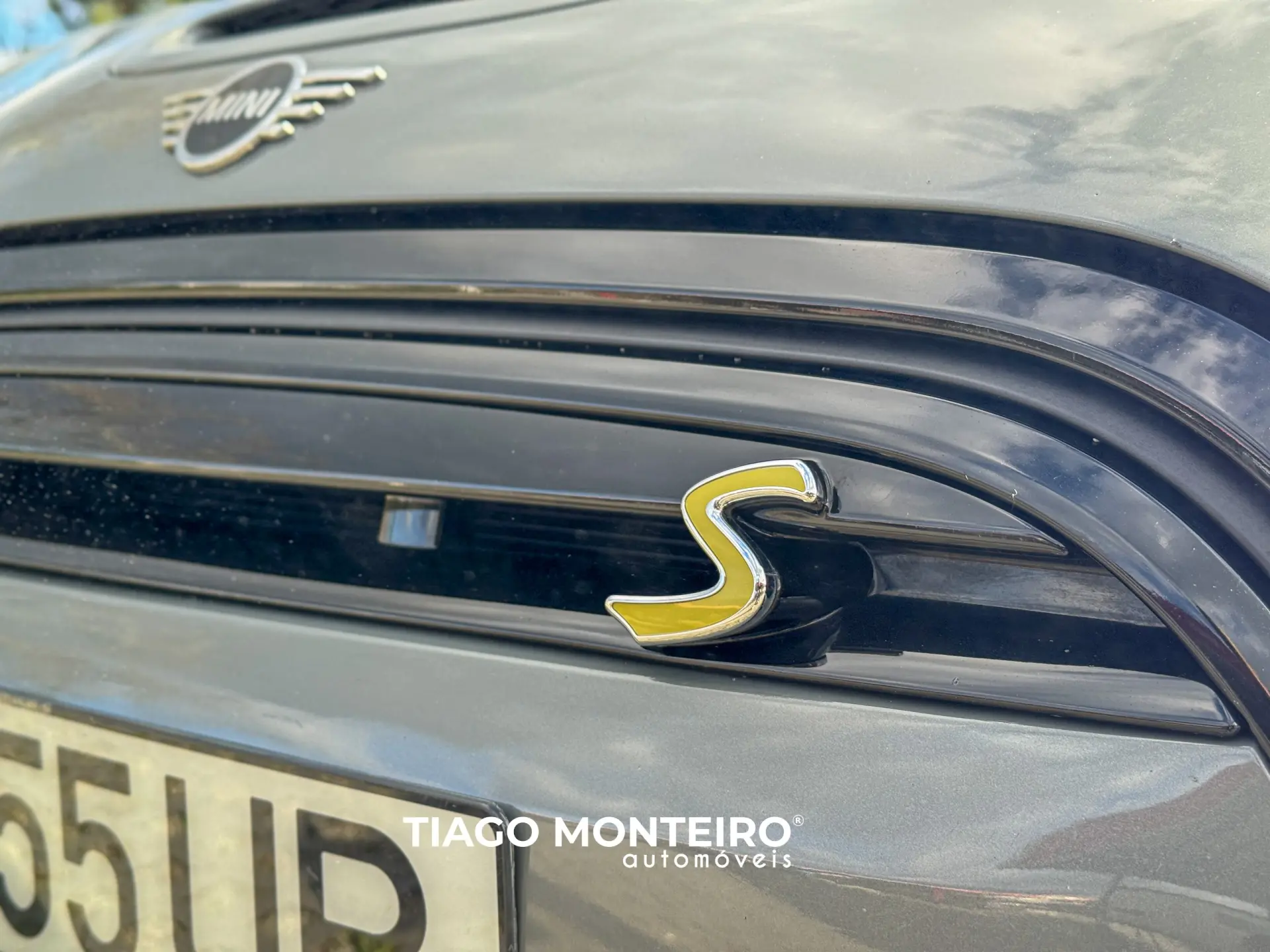 MINI 3 Portas Cooper SE Premium P. Yours 10