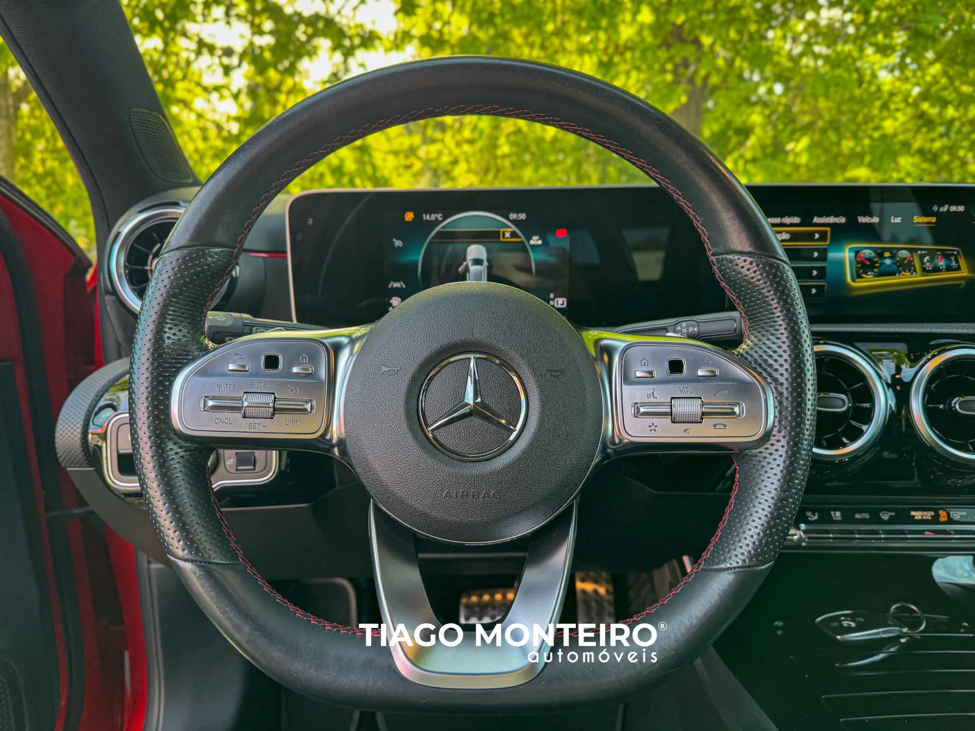 Mercedes-Benz A 180 d AMG Line Aut. 41