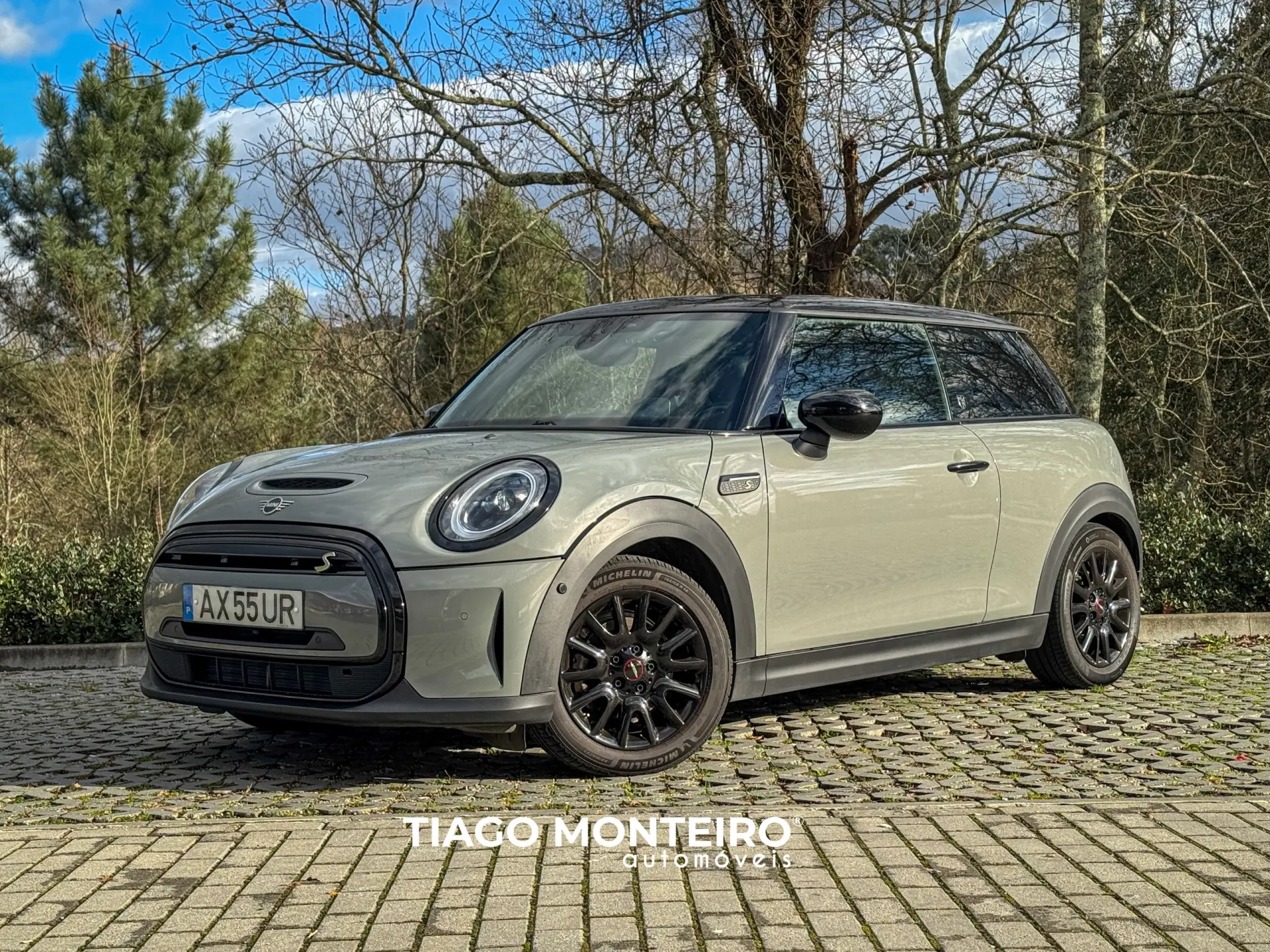 MINI 3 Portas Cooper SE Premium P. Yours 3
