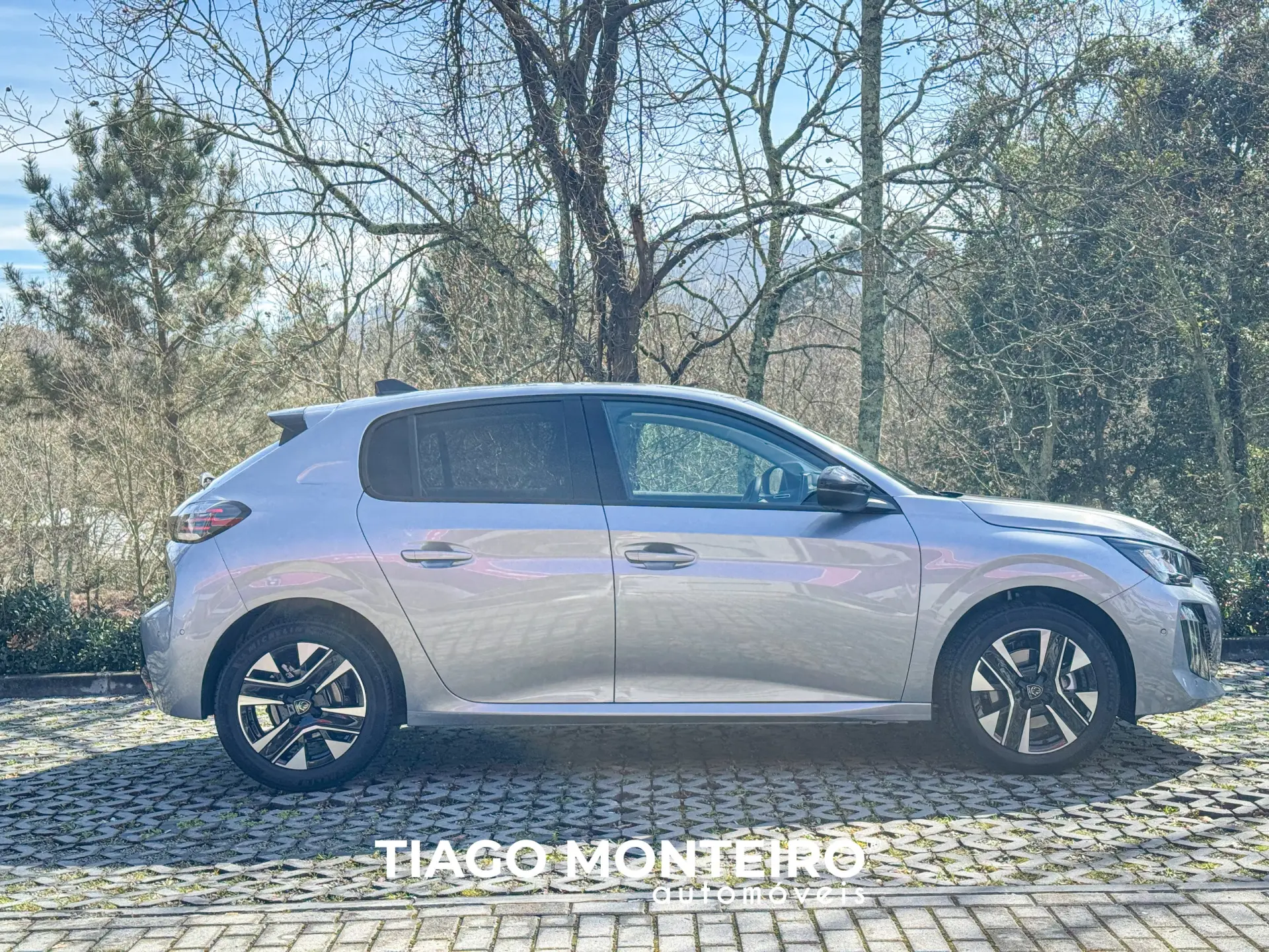 Peugeot 208 1.2 PureTech Allure 25