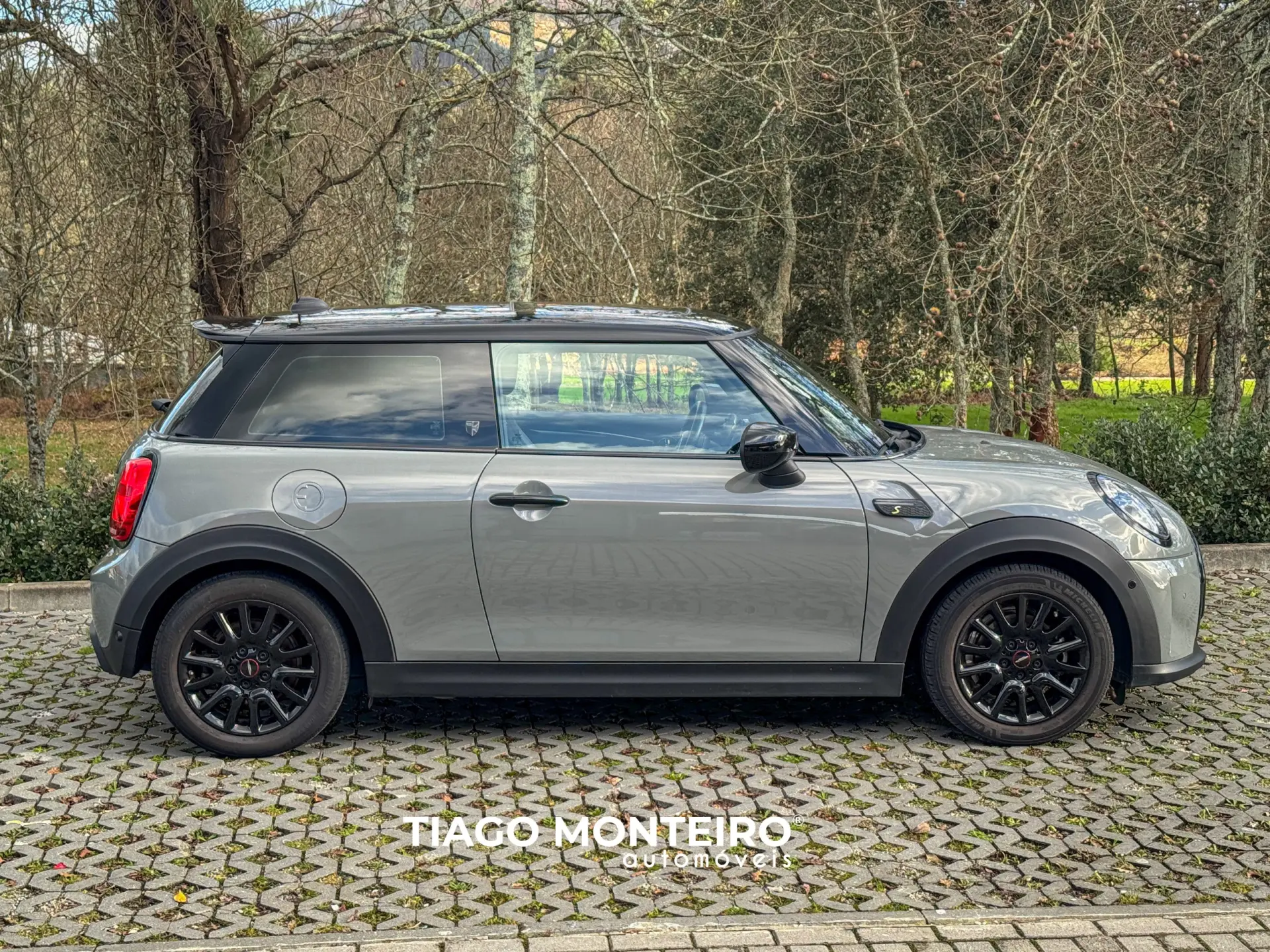 MINI 3 Portas Cooper SE Premium P. Yours 38