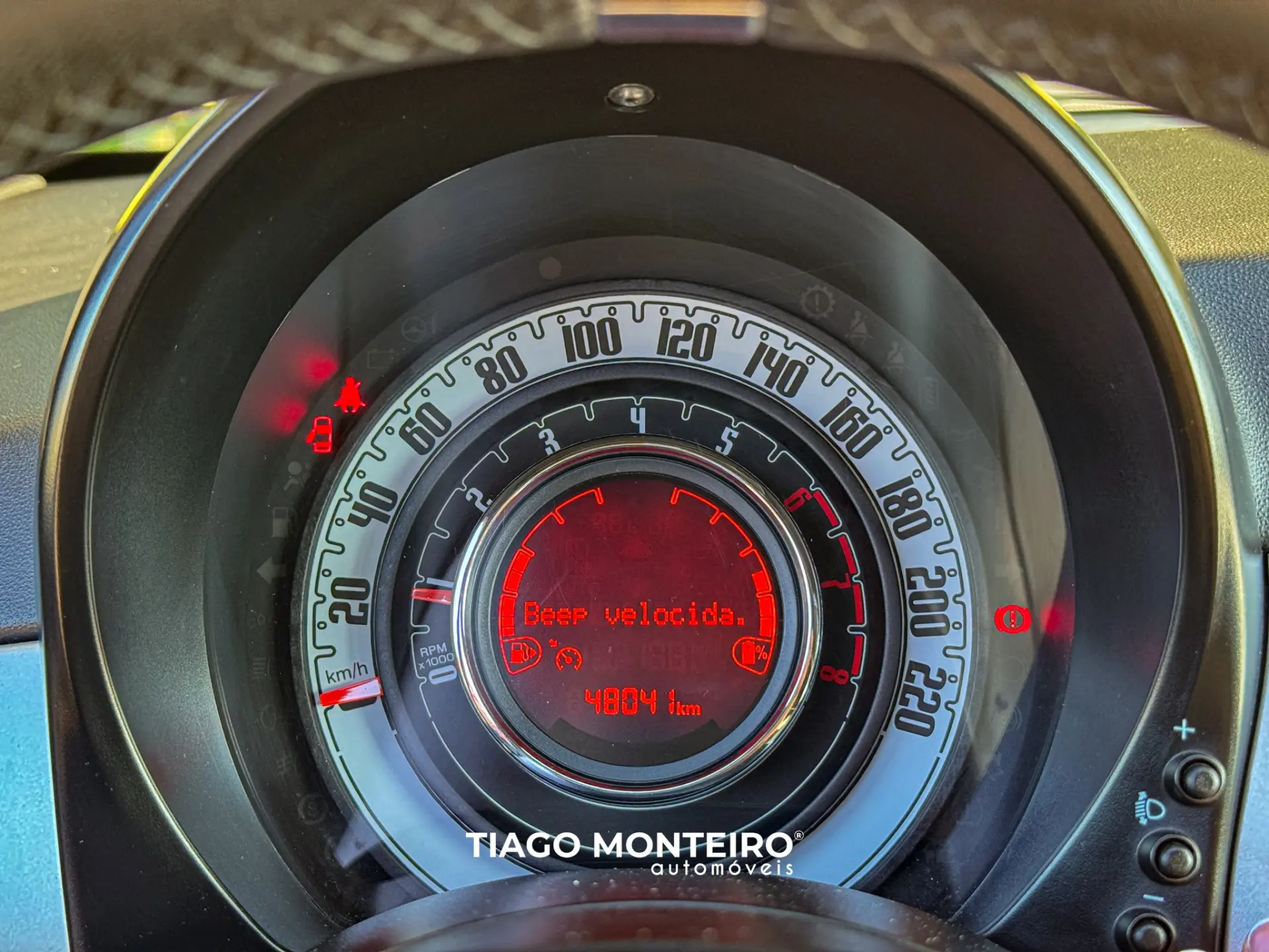 Fiat 500 1.0 Hybrid Connect 81