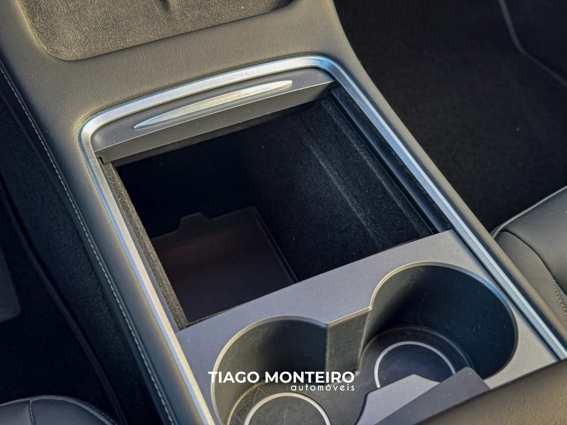 Tesla Model Y Tração Traseira 73