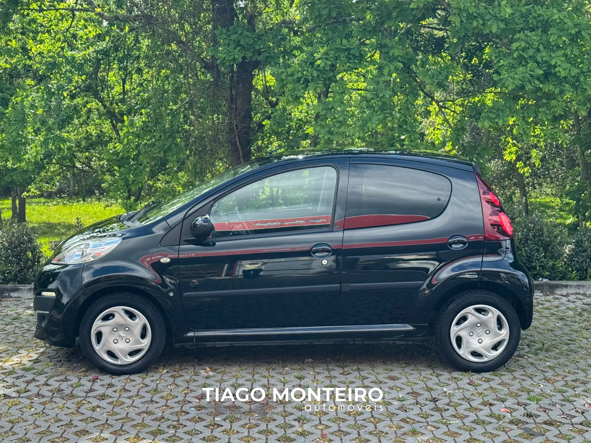Peugeot 107 1.0 SE Envy 9