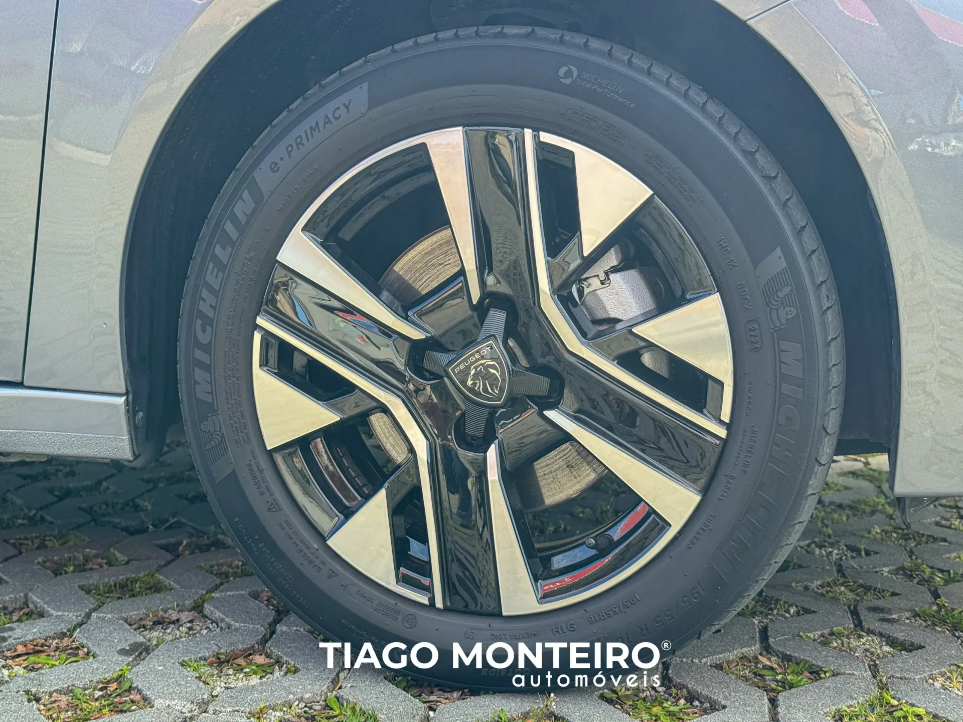 Peugeot 208 1.2 PureTech Allure 50