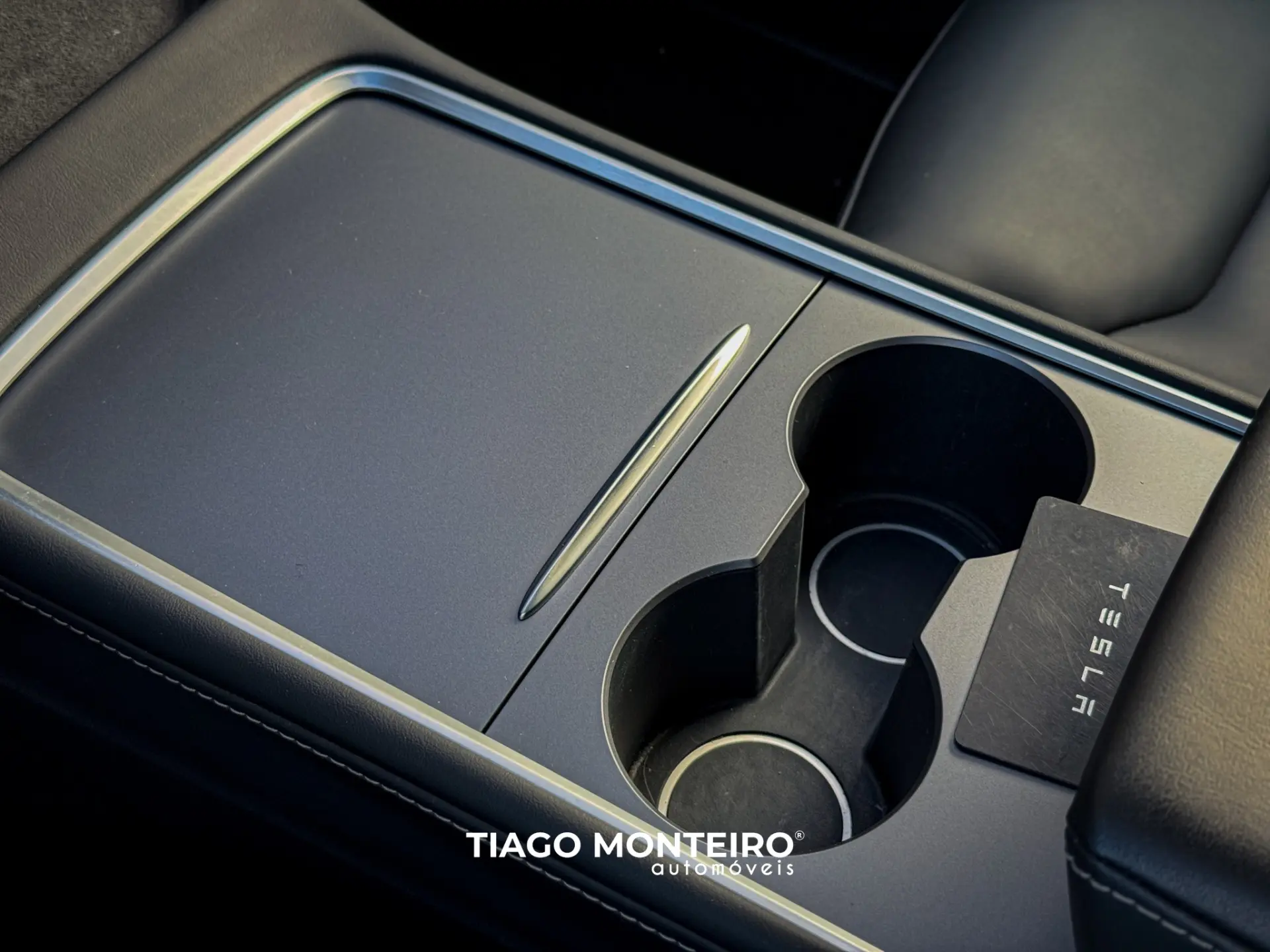Tesla Model Y Tração Traseira 76