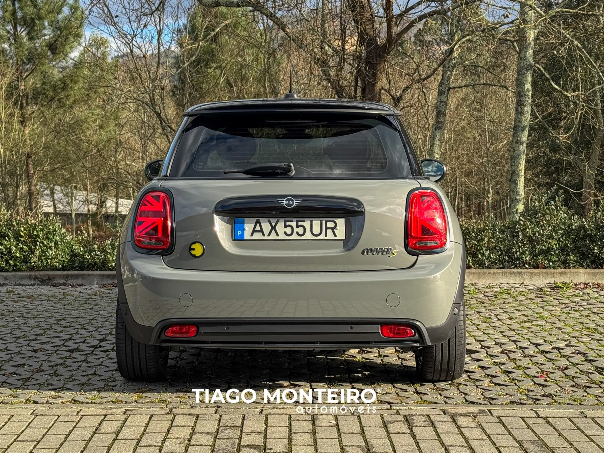 MINI 3 Portas Cooper SE Premium P. Yours 16
