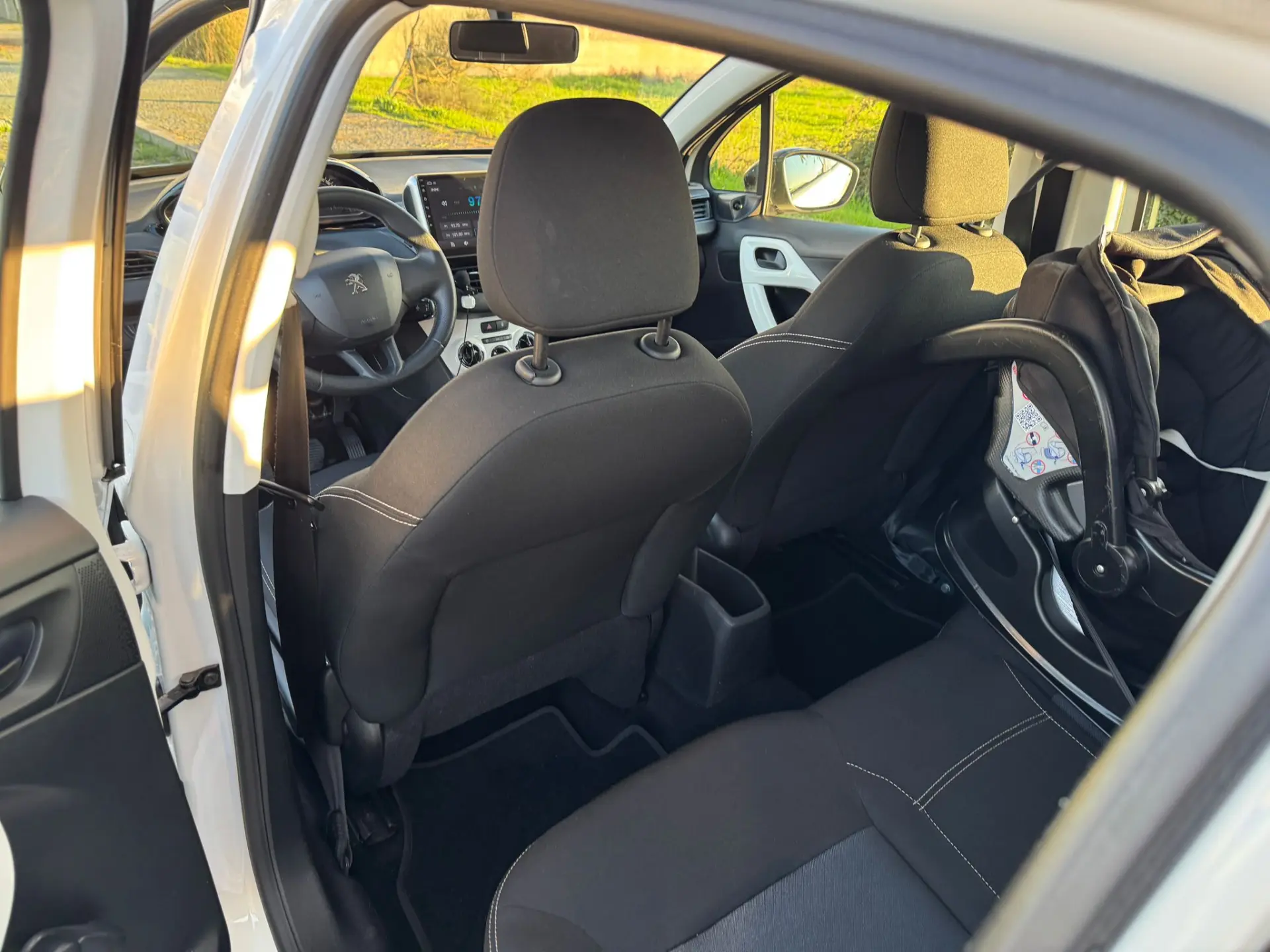 Peugeot 208 1.2 Puretech Active 11