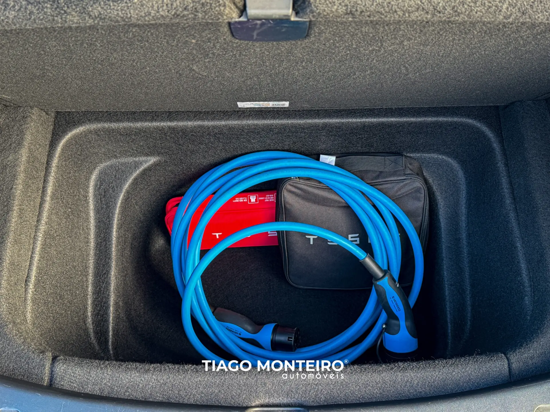 Tesla Model Y Tração Traseira 46