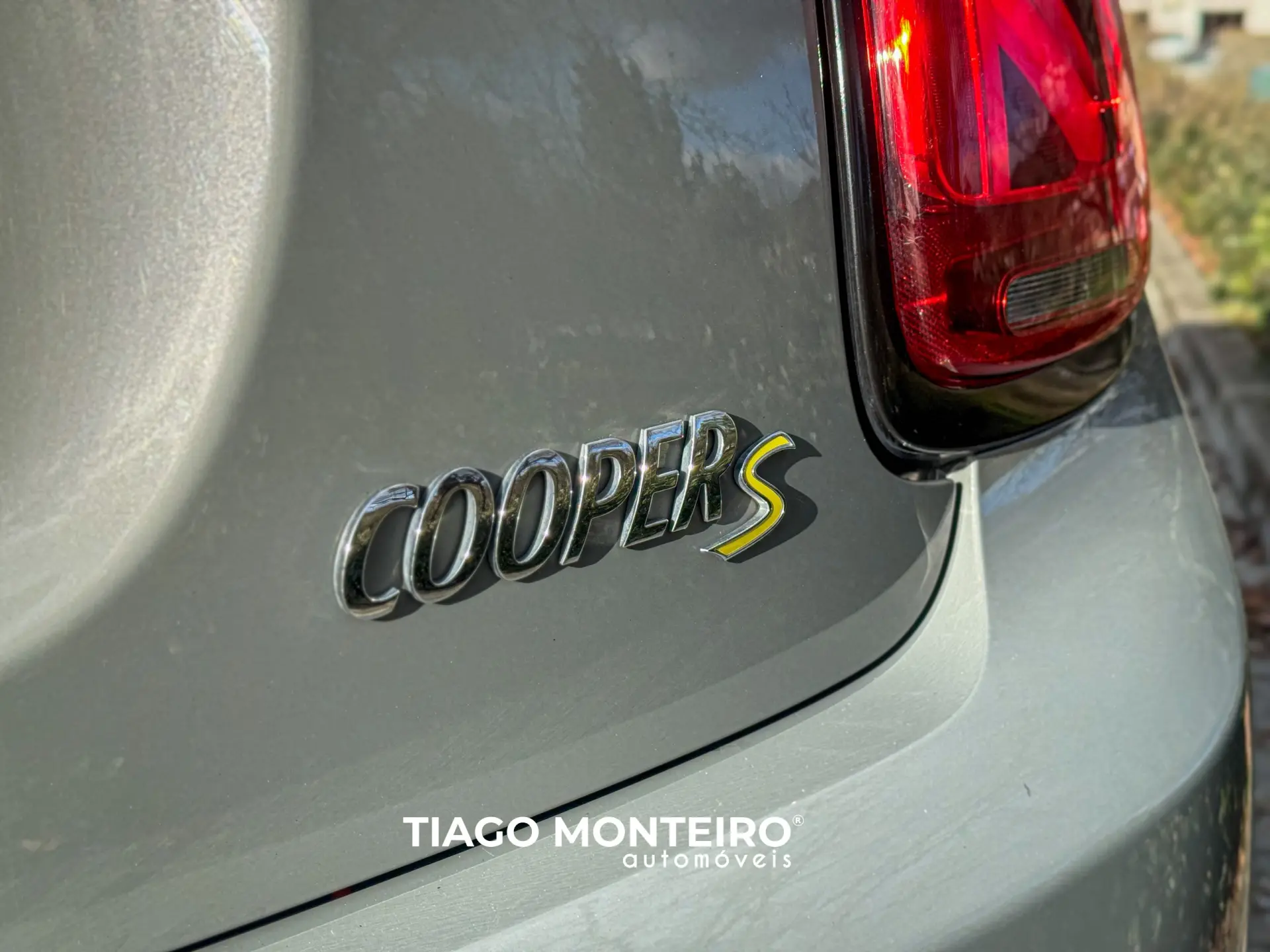 MINI 3 Portas Cooper SE Premium P. Yours 14