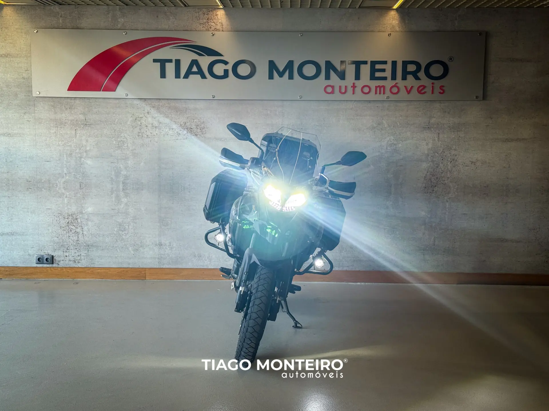 Benelli TRK 502 TRK 502X 44