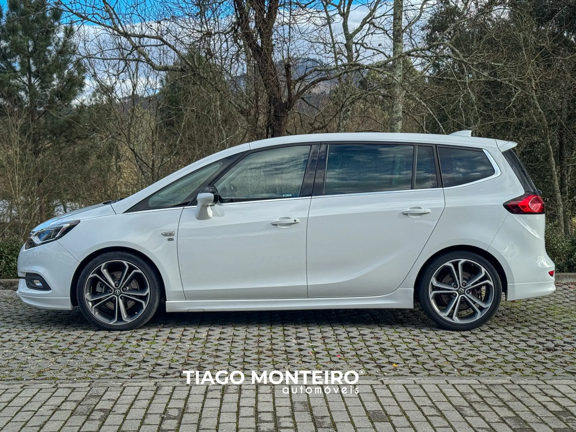 Opel Zafira 2.0 CDTI OPC Line S/S 3