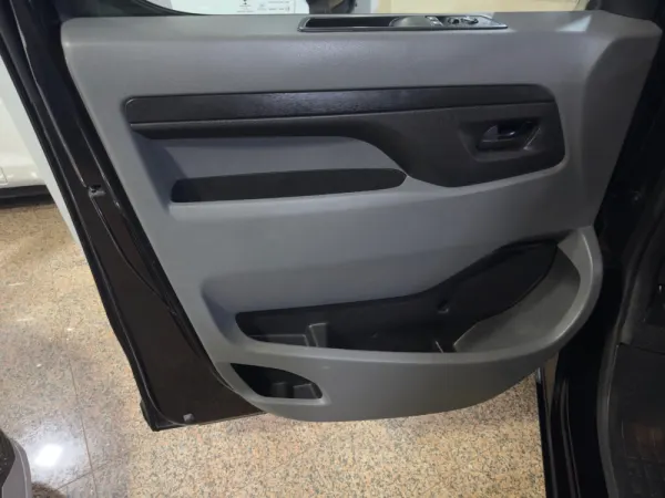 Citroën Jumpy 2.0 BlueHDi XL EAT8 4