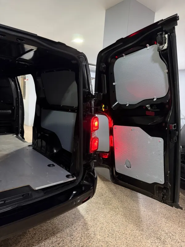 Citroën Jumpy 2.0 BlueHDi XL EAT8 21