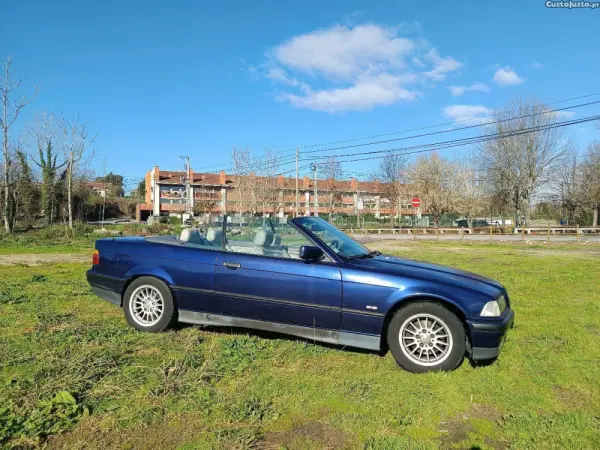 BMW 318 i Cabriolet Exclusive 2