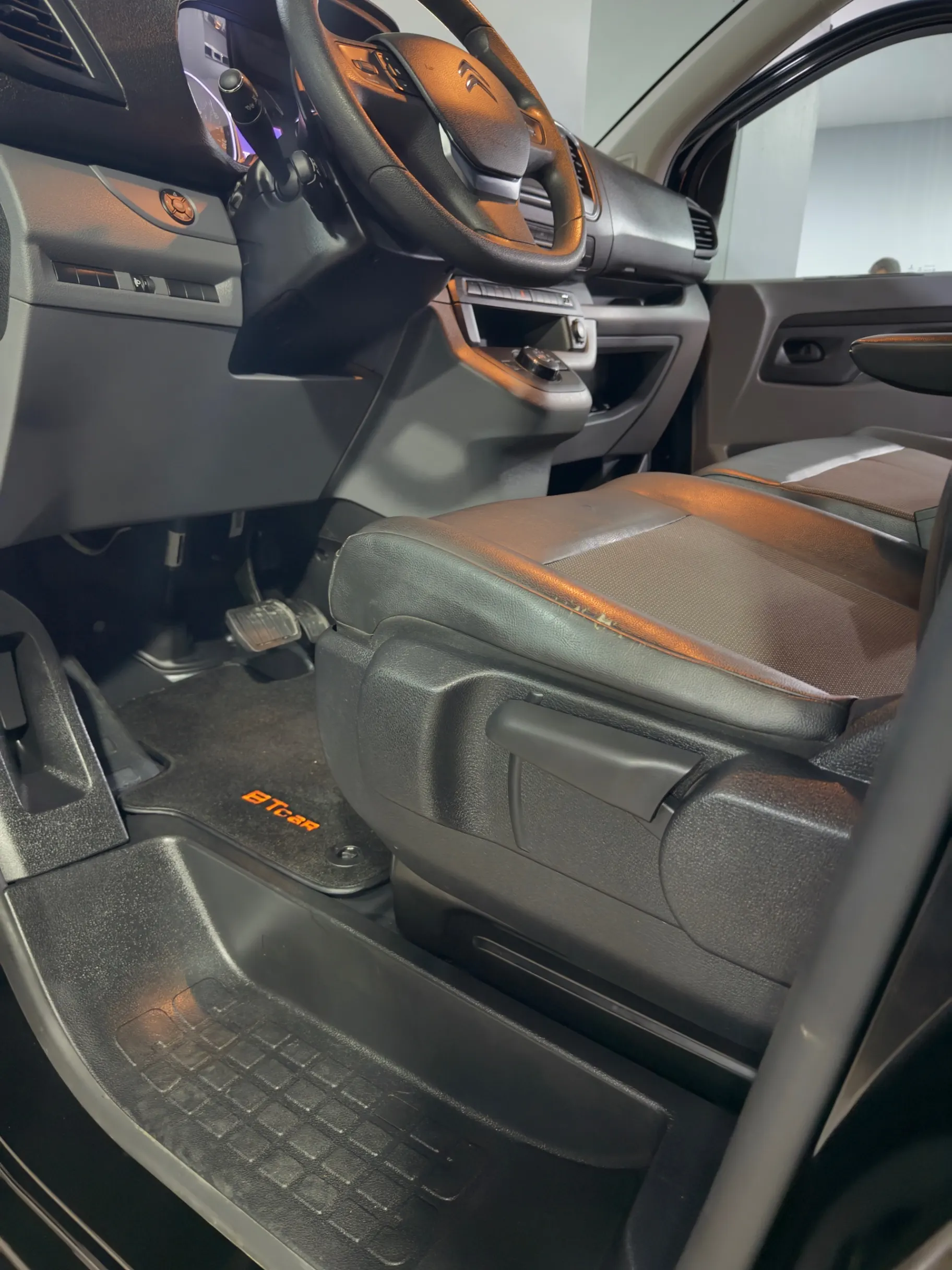 Citroën Jumpy 2.0 BlueHDi XL EAT8 5