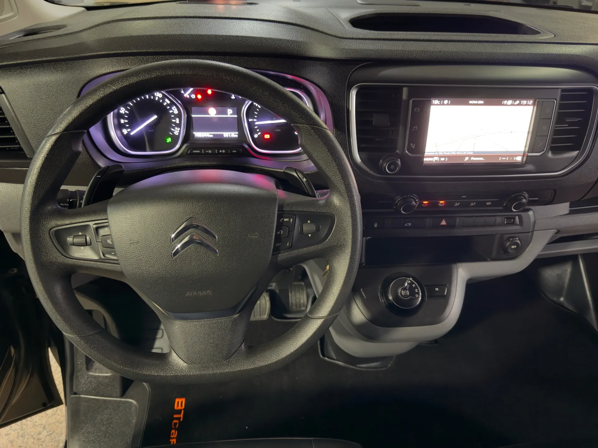 Citroën Jumpy 2.0 BlueHDi XL EAT8 10