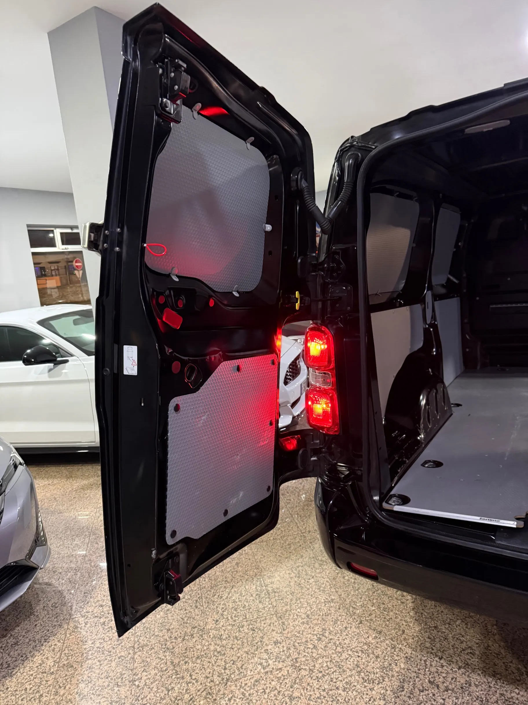 Citroën Jumpy 2.0 BlueHDi XL EAT8 19