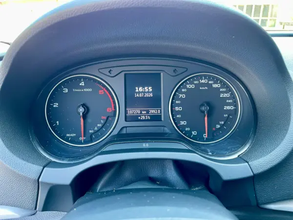 Audi A3 Sportback 1.6 TDI Attraction Ultra 12