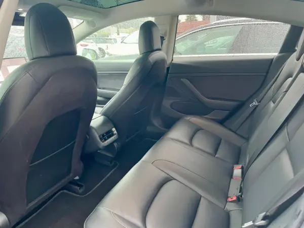 Tesla Model 3 Standard Range Plus RWD 10