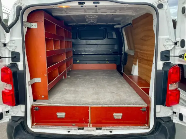 Citroen Jumpy Outro 7