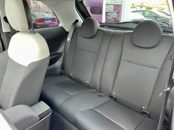 Fiat 500 1.0 Hybrid Icon 10