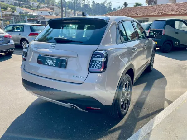 Fiat 600 1.2 Hybrid Icon 4