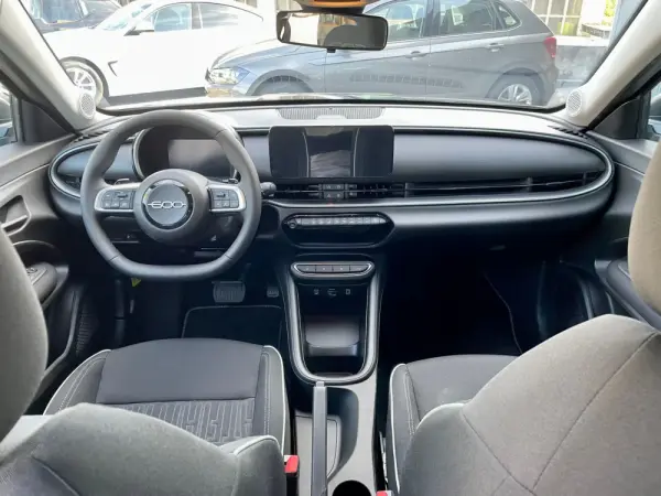 Fiat 600 1.2 Hybrid Pop 8