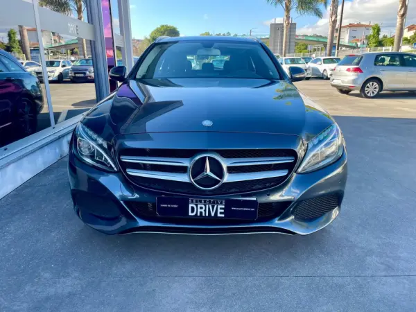 Mercedes-Benz C 220 (BlueTEC) d Station 7G-TRONIC Avantgarde 2