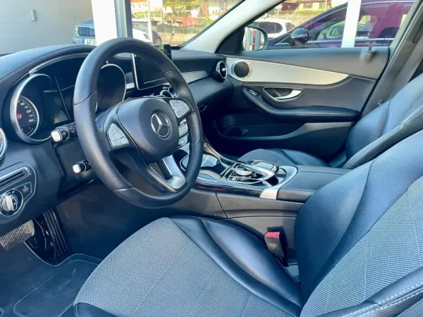 Mercedes-Benz C 220 (BlueTEC) d Station 7G-TRONIC Avantgarde 9