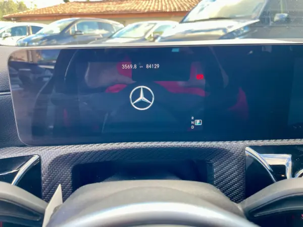Mercedes-Benz CLA 180 d Shooting Brake Progressive Aut. 12