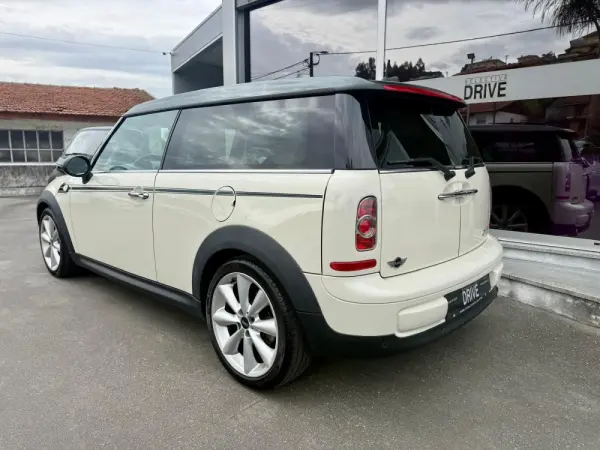 MINI Clubman Cooper D 6