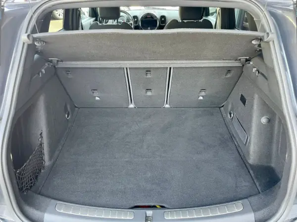 MINI Countryman Cooper SE ALL4 Auto 11