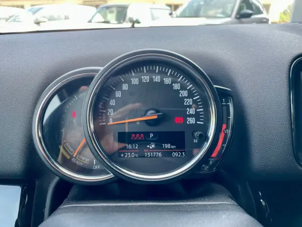 MINI Countryman Cooper SE ALL4 Auto 12