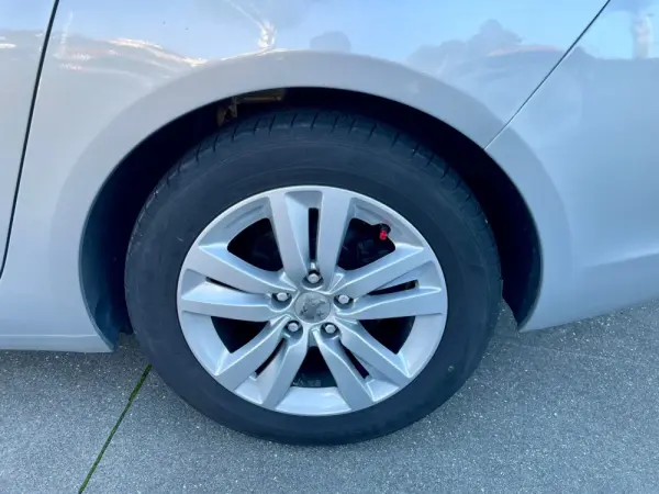 Peugeot 308 SW 1.6 BlueHDi Allure 7
