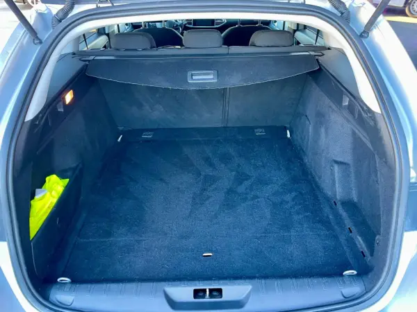Peugeot 308 SW 1.6 BlueHDi Allure 11
