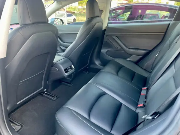 Tesla Model 3 Standard Range Plus RWD 10